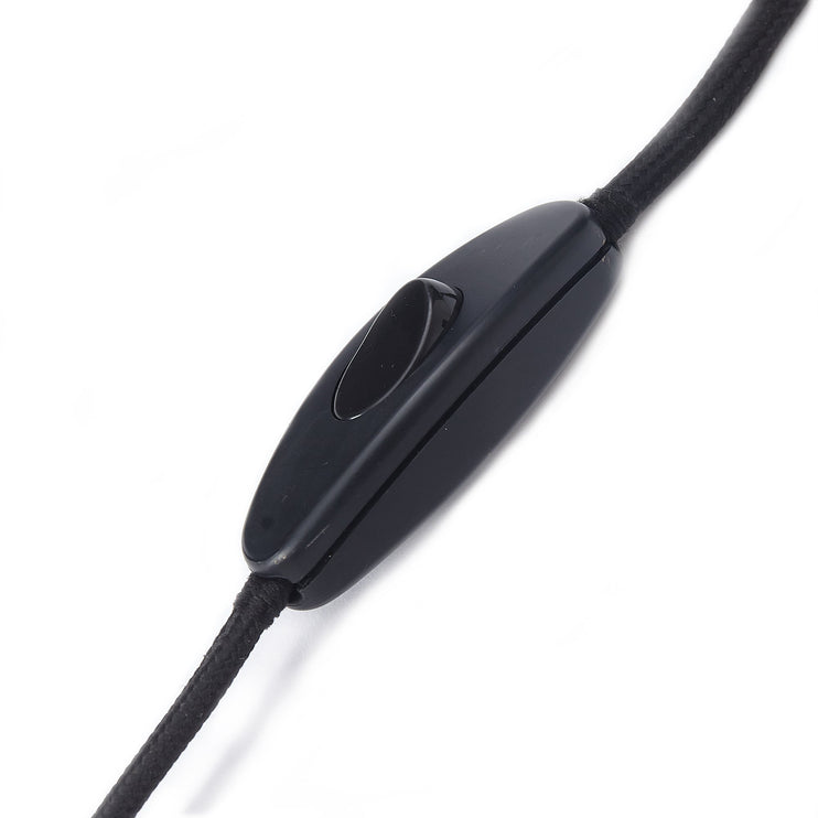 Tischlampe Posal, Messing & Moosgrün, 100% Metall & 100% Samt | Hochwertige Wohnaccessoires