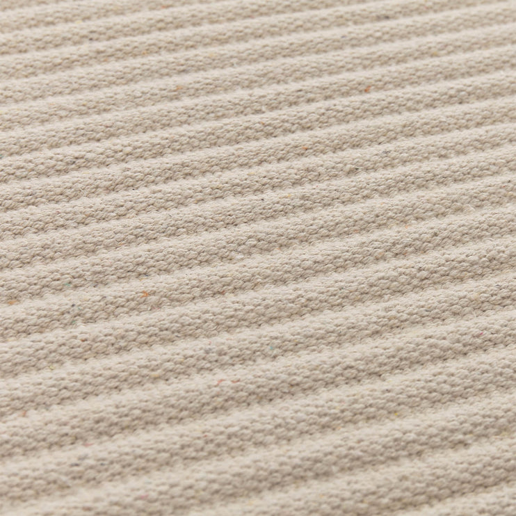Salasar runner in natural white, 100% cotton |Find the perfect runners