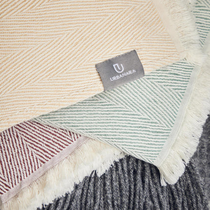 Baumwolldecke Sambro [Salbeigrün & Naturweiß]